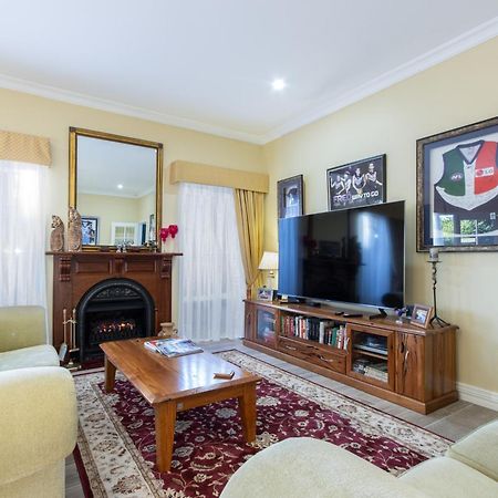 เดอแฮมลอดจ์เบดแอนด์เบรคฟาส Bed & Breakfast เพิร์ท ภายนอก รูปภาพ