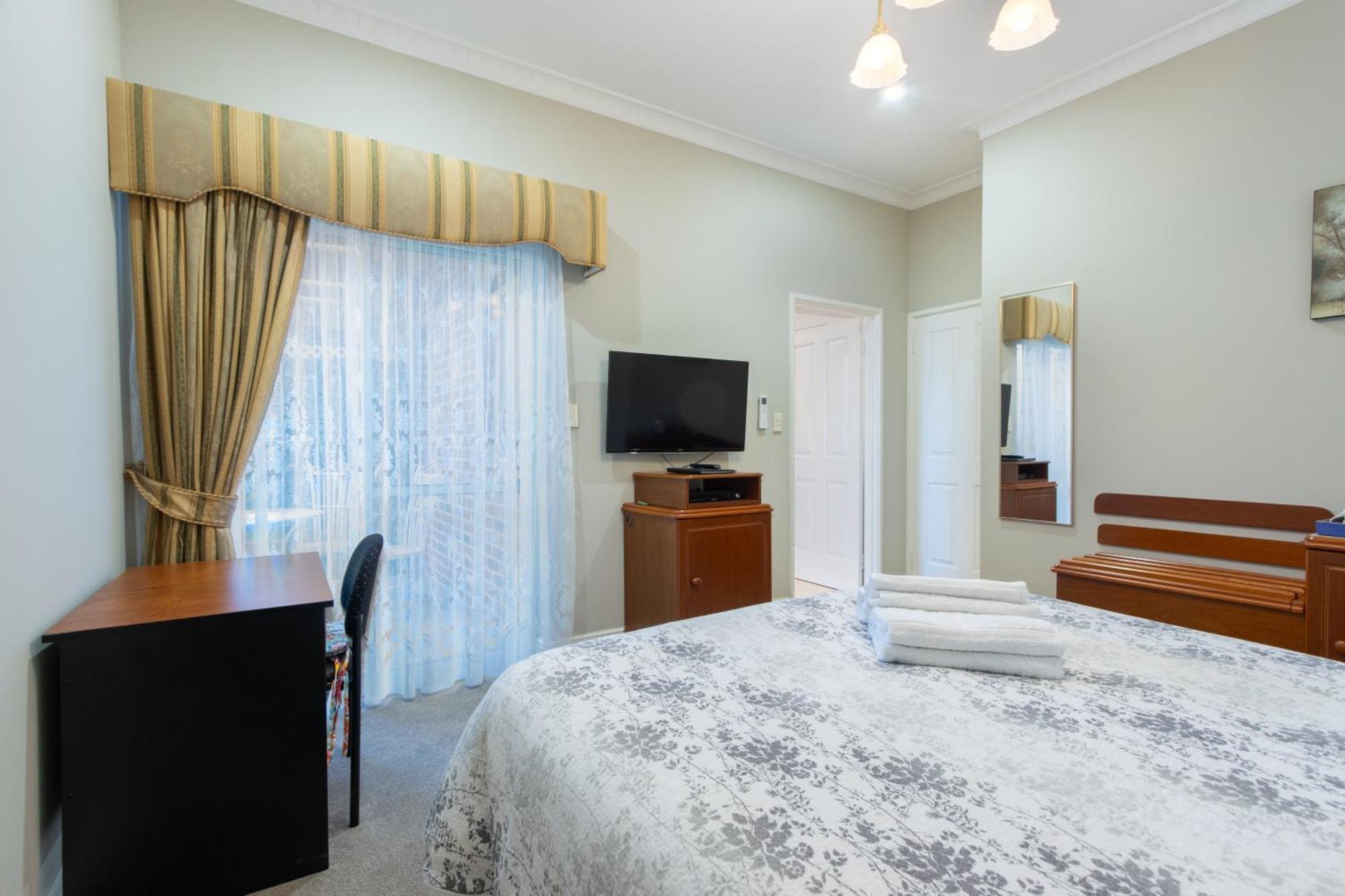 เดอแฮมลอดจ์เบดแอนด์เบรคฟาส Bed & Breakfast เพิร์ท ภายนอก รูปภาพ